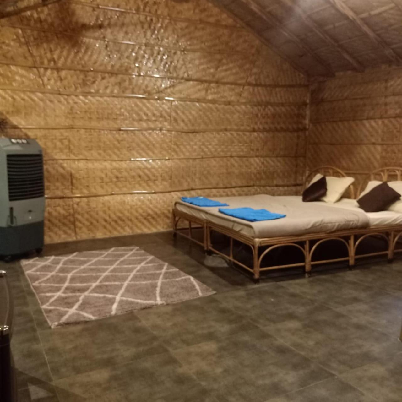 Hidden Place In Hampi Hotel ภายนอก รูปภาพ